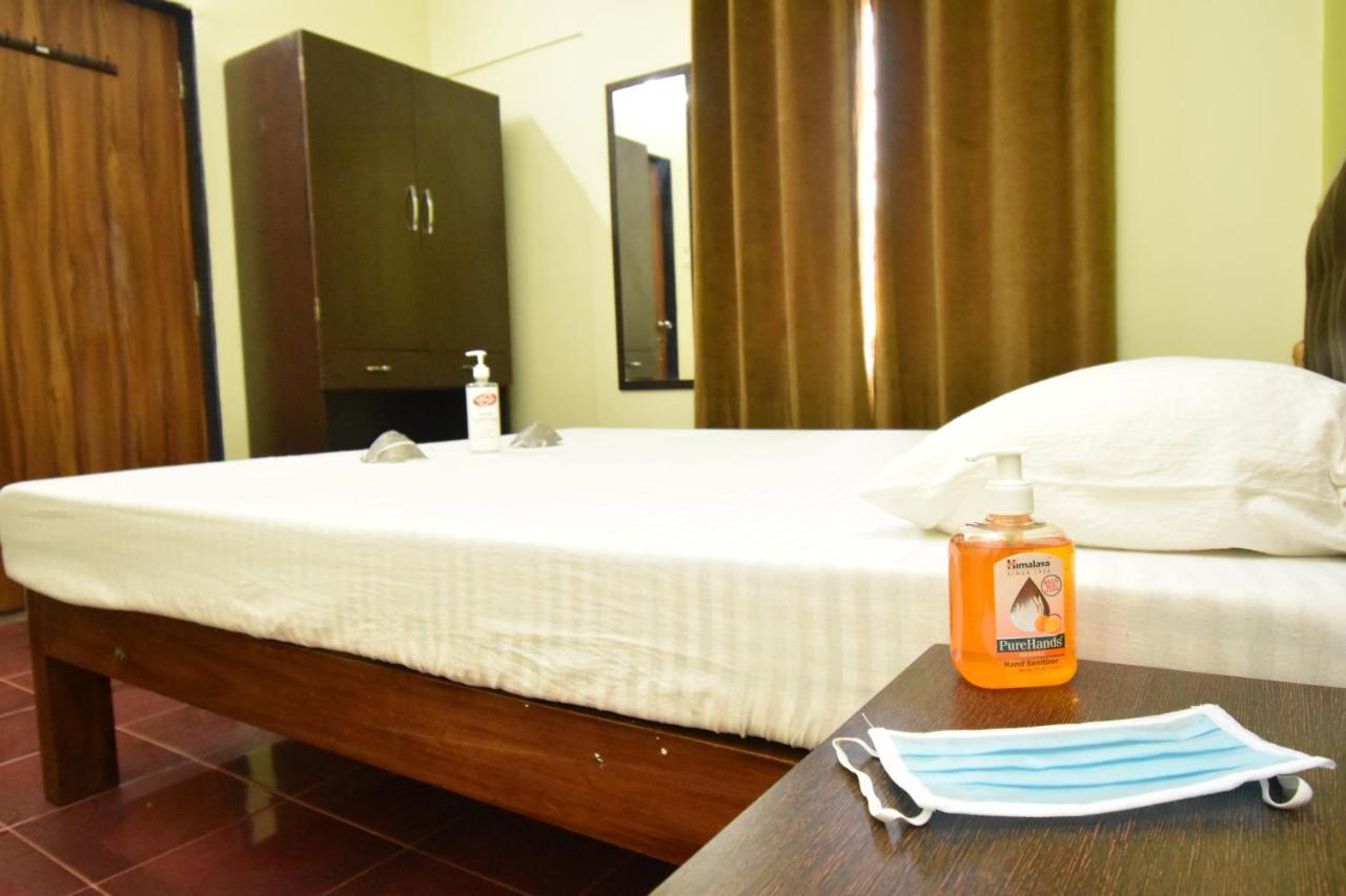 Goa Samundar Beach Resort Candolim Esterno foto